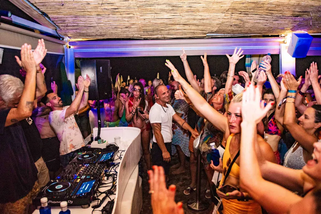 DOUBLE SSSSHHH - IBIZA 23