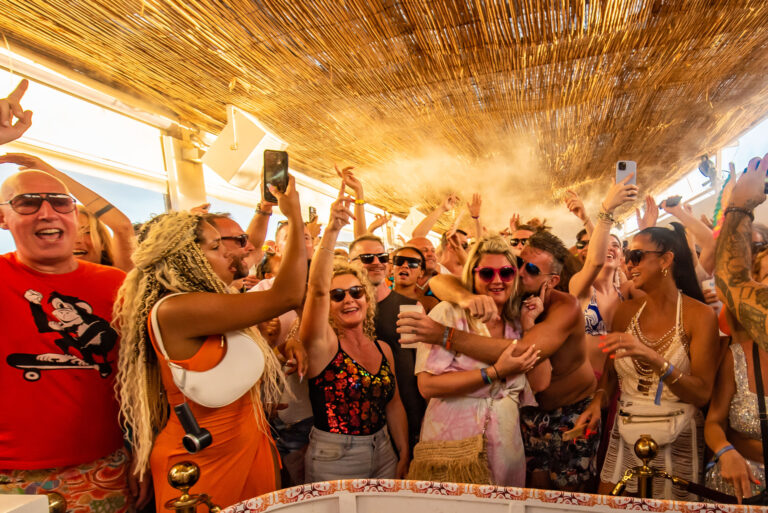 THE BEACH - IBIZA